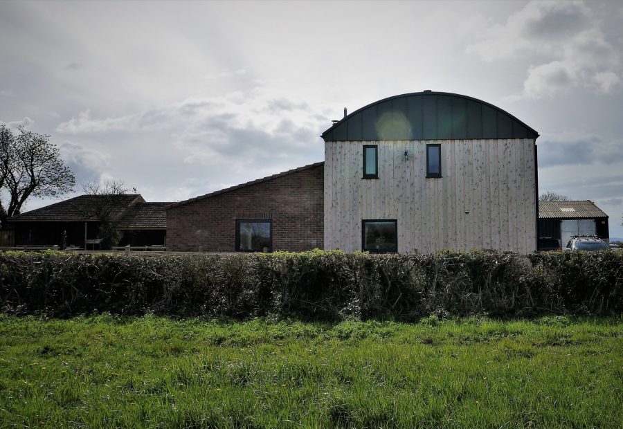 This Dutch Barn has been converted into spacious holiday accommodation whilst staying true to the aesthetic of the original building.