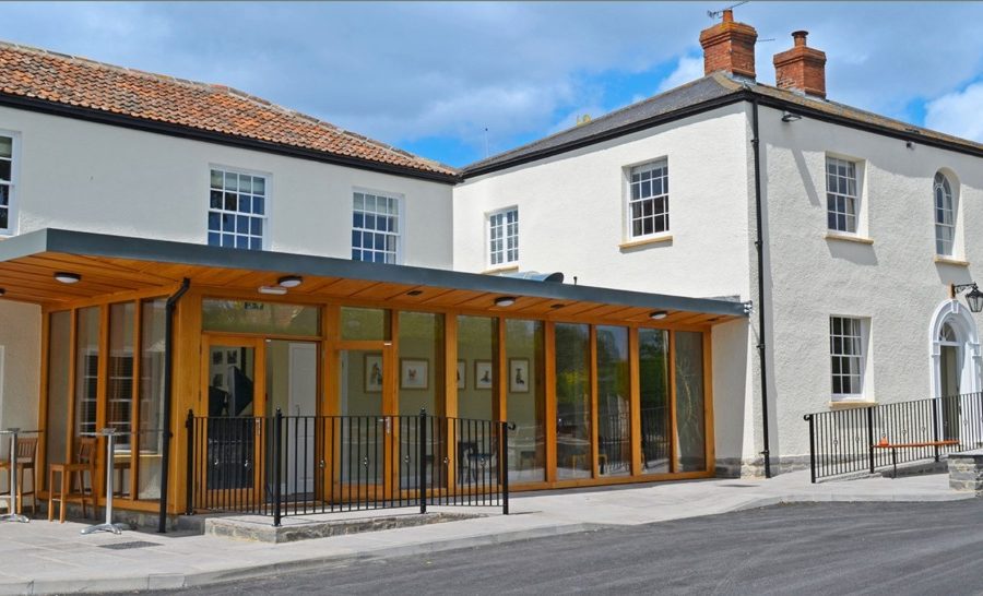 Discover the transformation of a Grade II listed Public House. Explore the extensive refurbishment , with state-of-the-art kitchen, spacious rooms, & garden